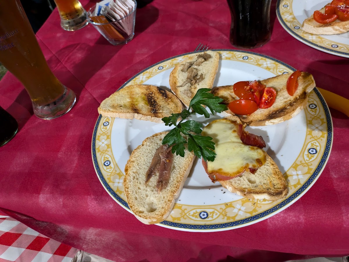 Ristorante Pizzeria Madamadorè - Il Bocconcino Snc-4